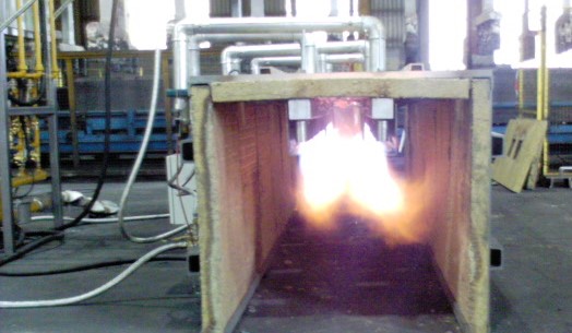 Chauffe électrode de four de fusion par brûleur rampe à nez